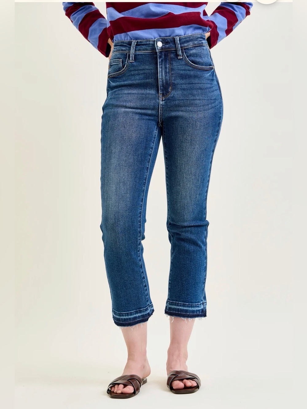 Judy Blue Amy Vintage Wash Kick Flare With Released Hem Size 5/27